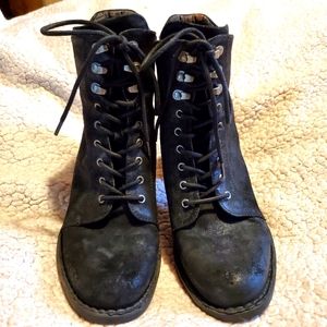 Born Suade ankle boot